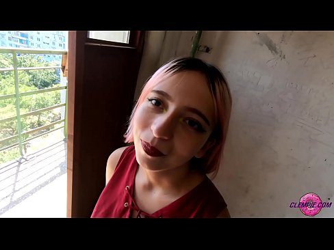 ❤️ 학생 관능적 인 짜증 아웃백에서 낯선 사람 얼굴에 정액 ❤️❌ 섹스 비디오 우리 ko.8kpornvids.ru ❌️